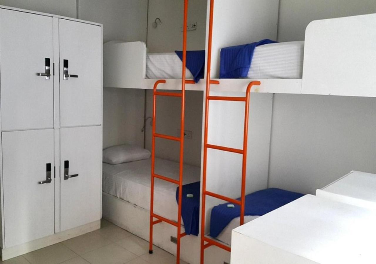 Traveler'S Haven Hostel At Colombo Intl Airport Katunayaka Luaran gambar