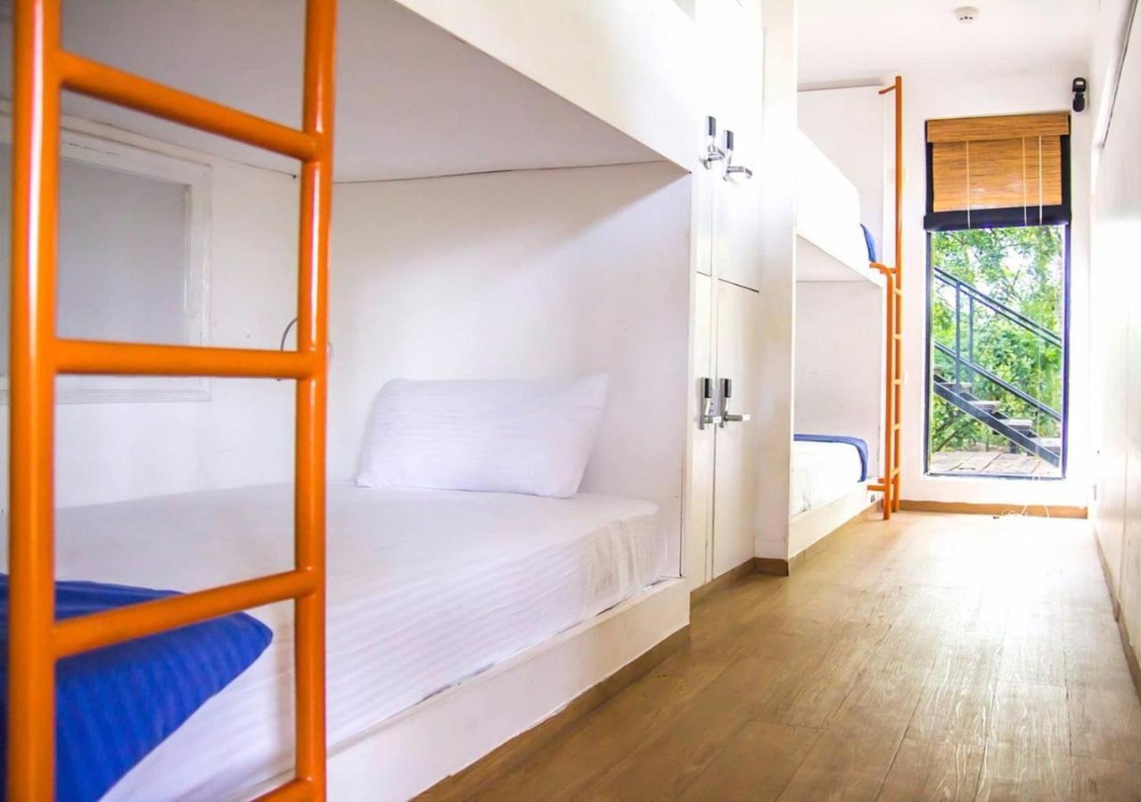Traveler'S Haven Hostel At Colombo Intl Airport Katunayaka Luaran gambar