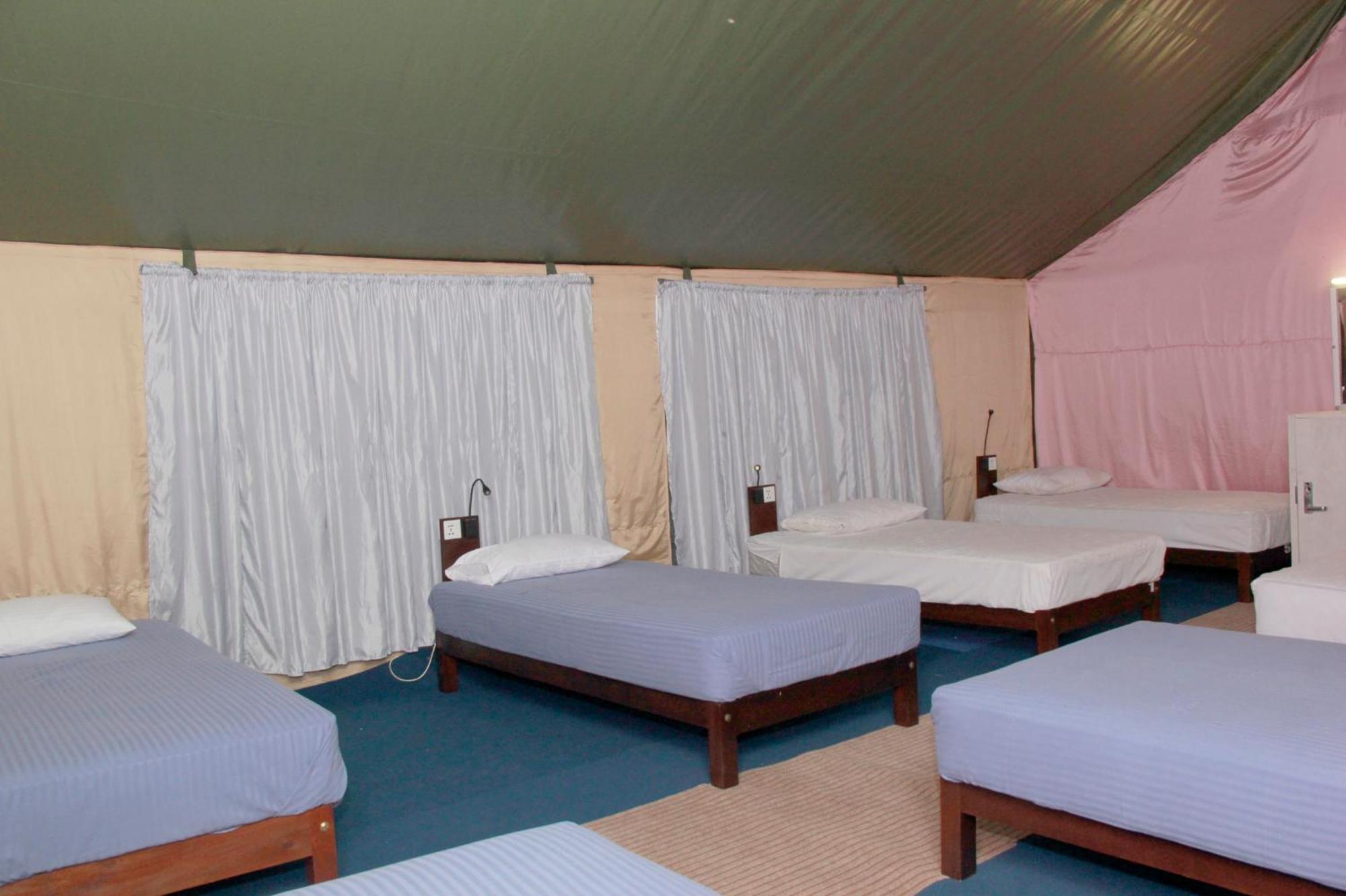 Traveler'S Haven Hostel At Colombo Intl Airport Katunayaka Luaran gambar